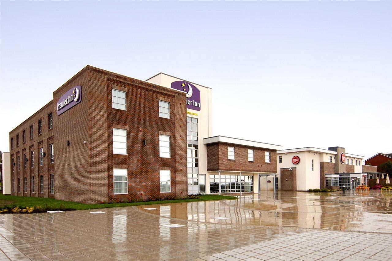 Premier Inn Barry Island Exterior photo